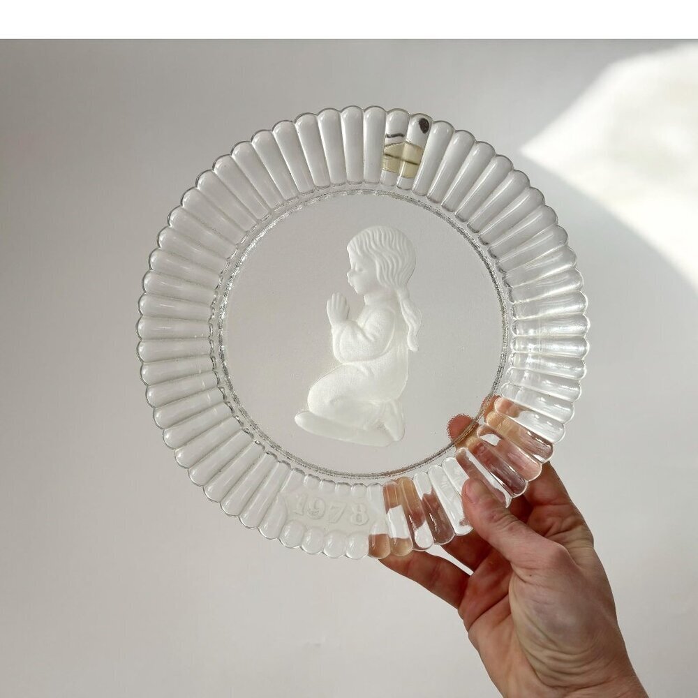 1978 Goebel German Made Annual 1st Edition Vintage Crystal Glass Plate